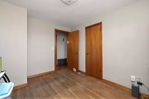 43 Lorimer St, Chicopee, MA 01013 photo 20
