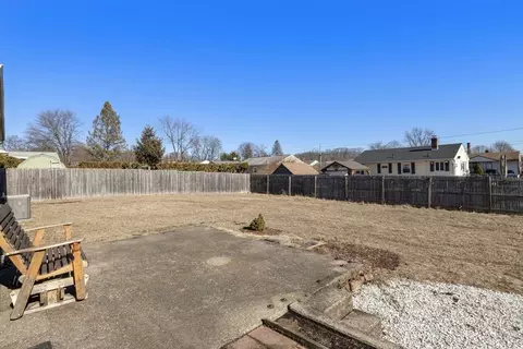 43 Lorimer St, Chicopee, MA 01013 photo 29