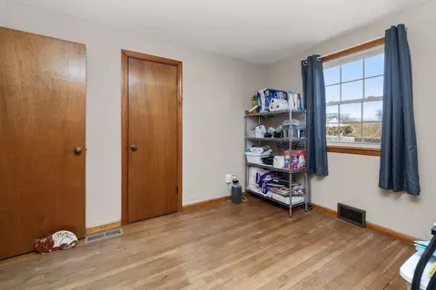 43 Lorimer St, Chicopee, MA 01013 photo 21