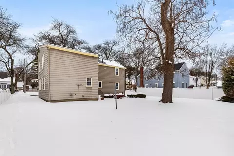 Exterior - 5 Dewitt Rd, Stoneham, MA 02180 photo 7 of 8