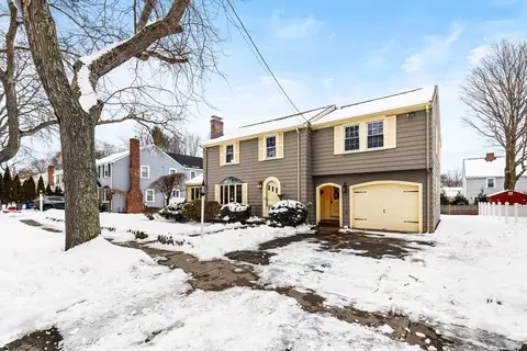 Exterior - 5 Dewitt Rd, Stoneham, MA 02180 photo 5 of 8