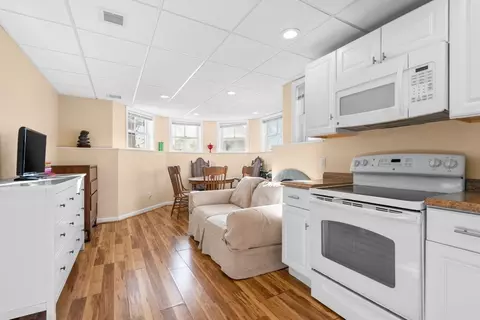 Kitchen - 68 Hampton Cir, Hull, MA 02045 photo 3 of 3