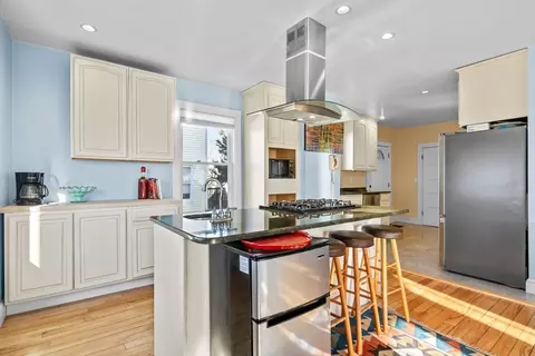 Kitchen - 68 Hampton Cir, Hull, MA 02045 photo 2 of 3