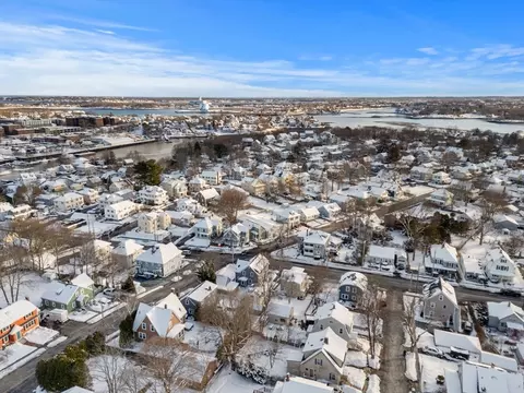 41 Bridge St, Beverly, MA 01915 photo 30