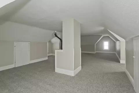 66 Mapledell St, Springfield, MA 01109 photo 32