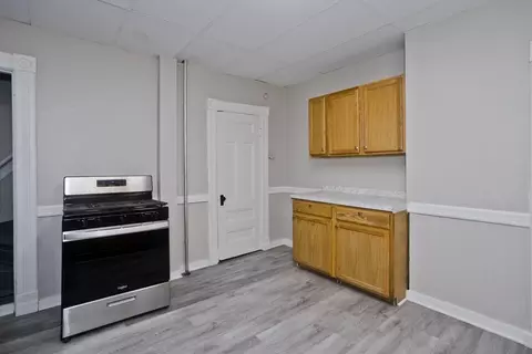 66 Mapledell St, Springfield, MA 01109 photo 10
