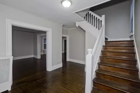 66 Mapledell St, Springfield, MA 01109 photo 3