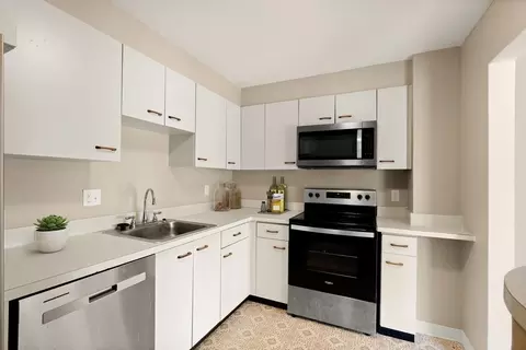 4 Summit Dr #419, Reading, MA 01867 photo 7