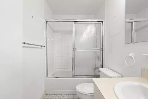 4 Summit Dr #419, Reading, MA 01867 photo 13