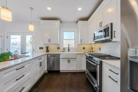 257 Market St #1, Brighton, MA 02135