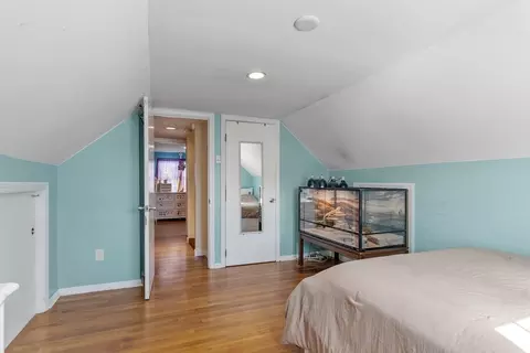 Bedroom - 66 Sunset Rd, Dracut, MA 01826 photo 7 of 9