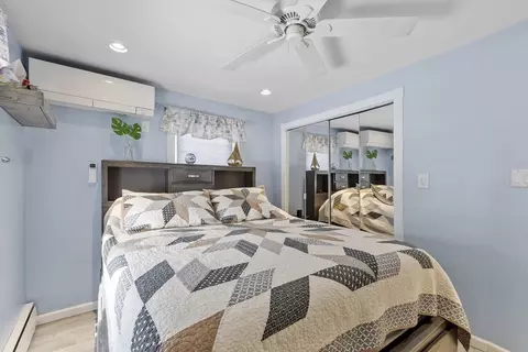 Bedroom - 66 Sunset Rd, Dracut, MA 01826 photo 2 of 9