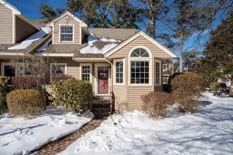 4 Weybridge Ln #23D, Hopkinton, MA 01748