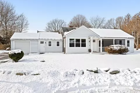 22 Leonard Rd, Marshfield, MA 02050