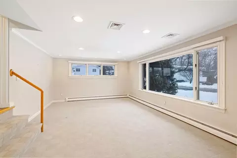 5 Mckinley Rd, Marblehead, MA 01945 photo 5
