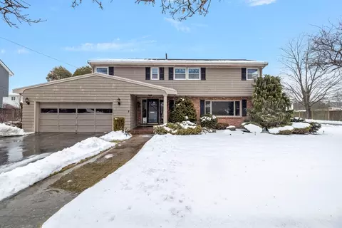 5 Mckinley Rd, Marblehead, MA 01945 photo 2