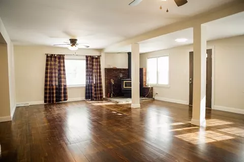 267 Hamlin St, Acushnet, MA 02743 photo 5