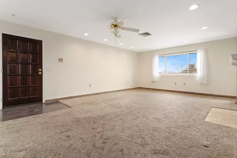 Living - 7 Thomas St # A, Saugus, MA 01906 photo 3 of 5