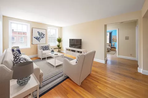 31 2 Englewood Ave # -1, Brookline, MA 02445