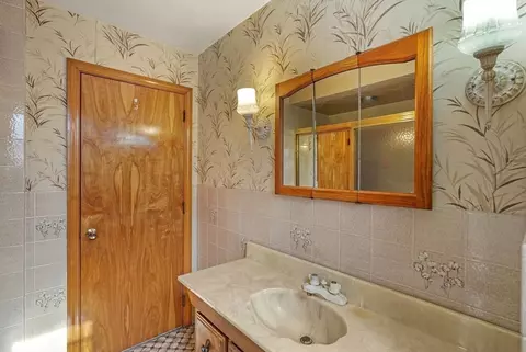 6 Endicott Ct, Boston, MA 02113 photo 13