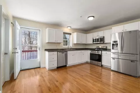 6 Weldon Ave # A, Worcester, MA 01607 photo 10