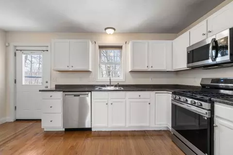 6 Weldon Ave # A, Worcester, MA 01607 photo 8
