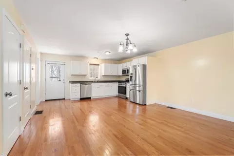 6 Weldon Ave # A, Worcester, MA 01607 photo 5