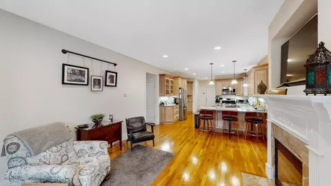 646 Central Ave #646, Needham, MA 02494 photo 2