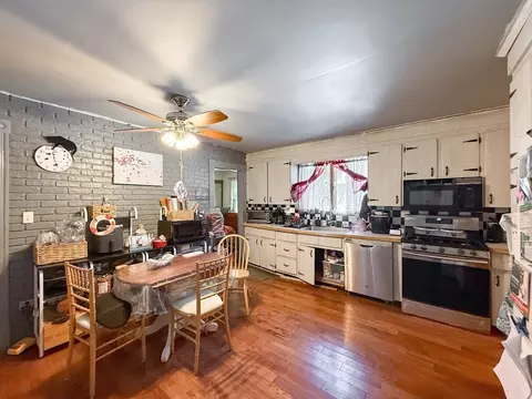 97 West St, Randolph, MA 02368 photo 9