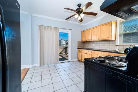 224 Grinnell St, Fall River, MA 02721 photo 9