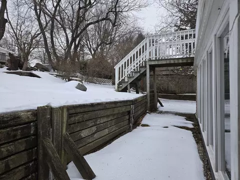 Exterior - 60 Maverick St, Marblehead, MA 01945 photo 4 of 5