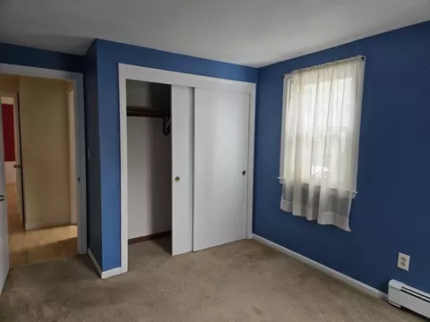 Bedroom - 60 Maverick St, Marblehead, MA 01945 photo 4 of 5
