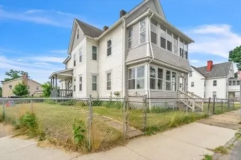 79 Marshall St, Springfield, MA 01109
