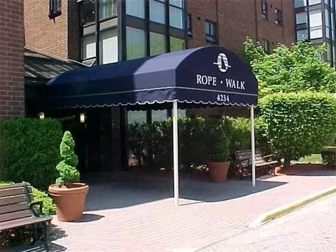 4234 N Main St #607, Fall River, MA 02720