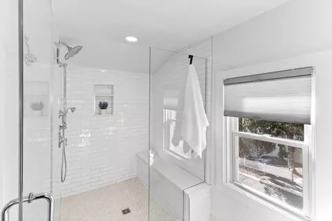 Bath - 7 Cedar Ter, Milton, MA 02186 photo 4 of 6