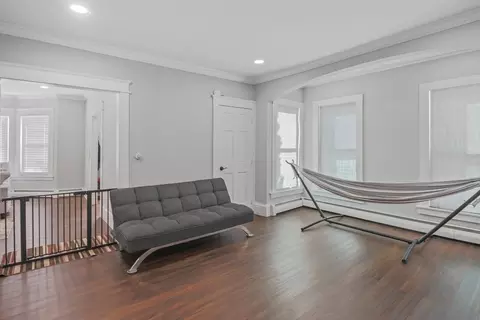 Entry Way - 576 Crescent St, Athol, MA 01331 photo 7 of 11