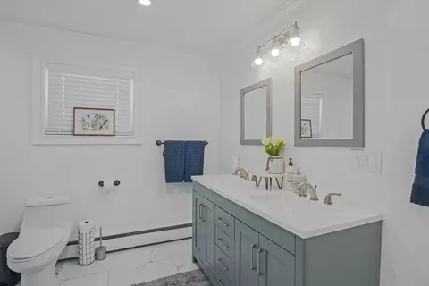 Bath - 576 Crescent St, Athol, MA 01331 photo 1 of 3