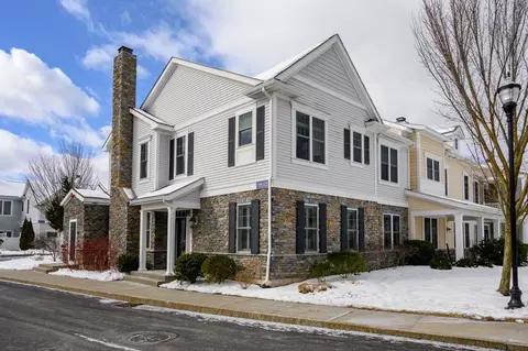 166 Stayner #166, Hingham, MA 02043