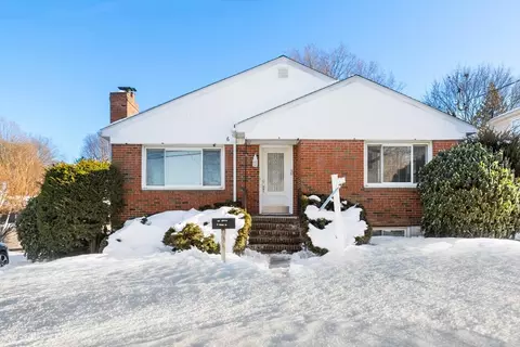 6 Forest St, Peabody, MA 01960