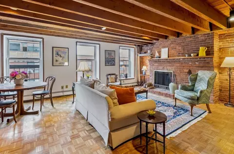 130 Fulton St #18, Boston, MA 02109