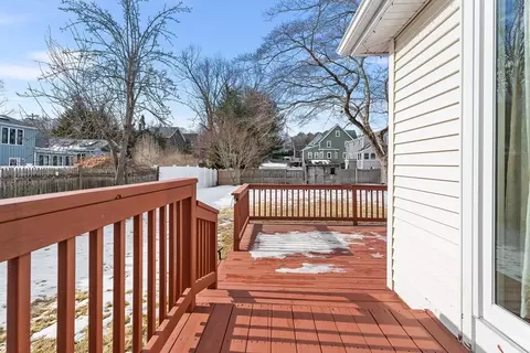 10 Hancock St, Reading, MA 01867 photo 35