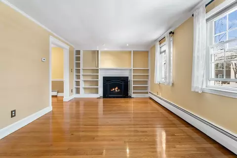 10 Hancock St, Reading, MA 01867 photo 6