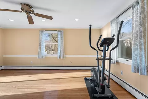 10 Hancock St, Reading, MA 01867 photo 11
