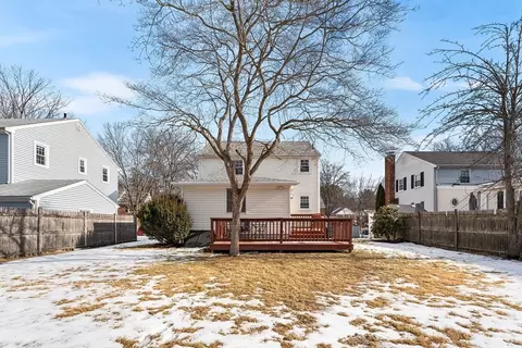 10 Hancock St, Reading, MA 01867 photo 32