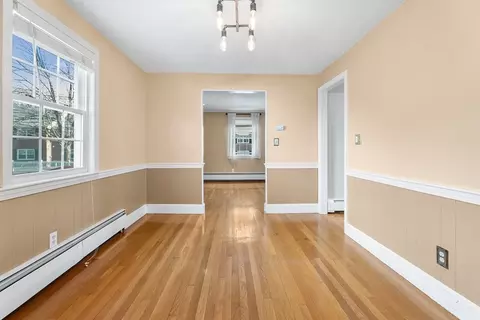 10 Hancock St, Reading, MA 01867 photo 9