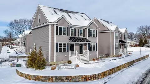 2 Walter G Wiede #1, Chelmsford, MA 01863