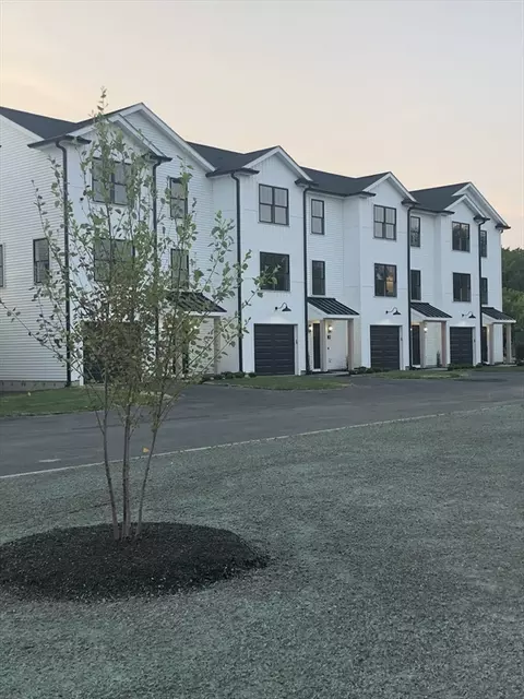 32 Birch Brook Rd #28, Lynn, MA 01905