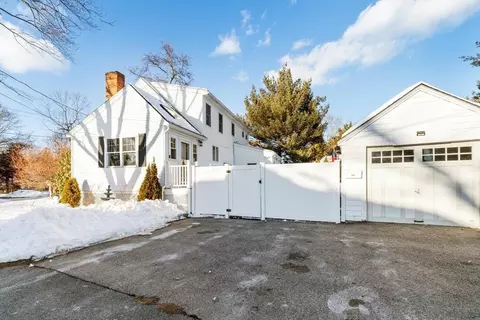 205 E Lothrop St, Beverly, MA 01915 photo 35