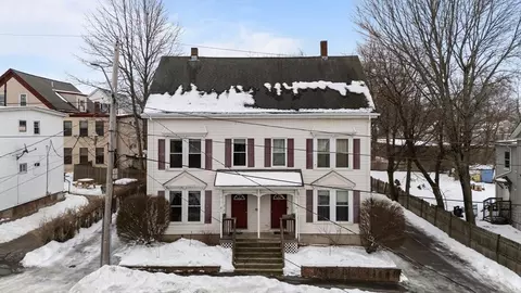 2 8th Ave #A, Haverhill, MA 01830
