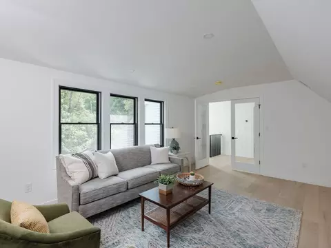 8 Elizabeth Ln, Hingham, MA 02043 photo 22